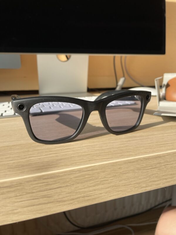 RAY-BAN META WAYFARER RW4006, F: MATTE BLACK, L: TRANSITIONS SAPPHIRE, S: 50 - Kép 6
