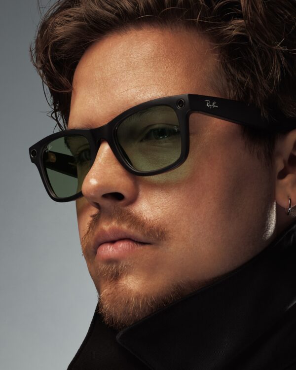 Ray-Ban Meta Wayfarer Matte Black Sapphire - Slika 6