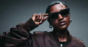 Ray-Ban Meta Wayfarer (Gen 2) Matte Black Gradient Graphite - Image 2